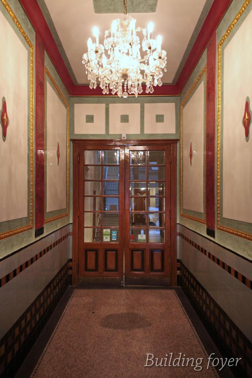 Prague Women'S Hall Of Fame Exterior photo